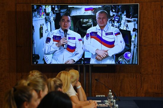 П/к женской сборной России по гандболу, посвященная участию на Олимпиаде-2020