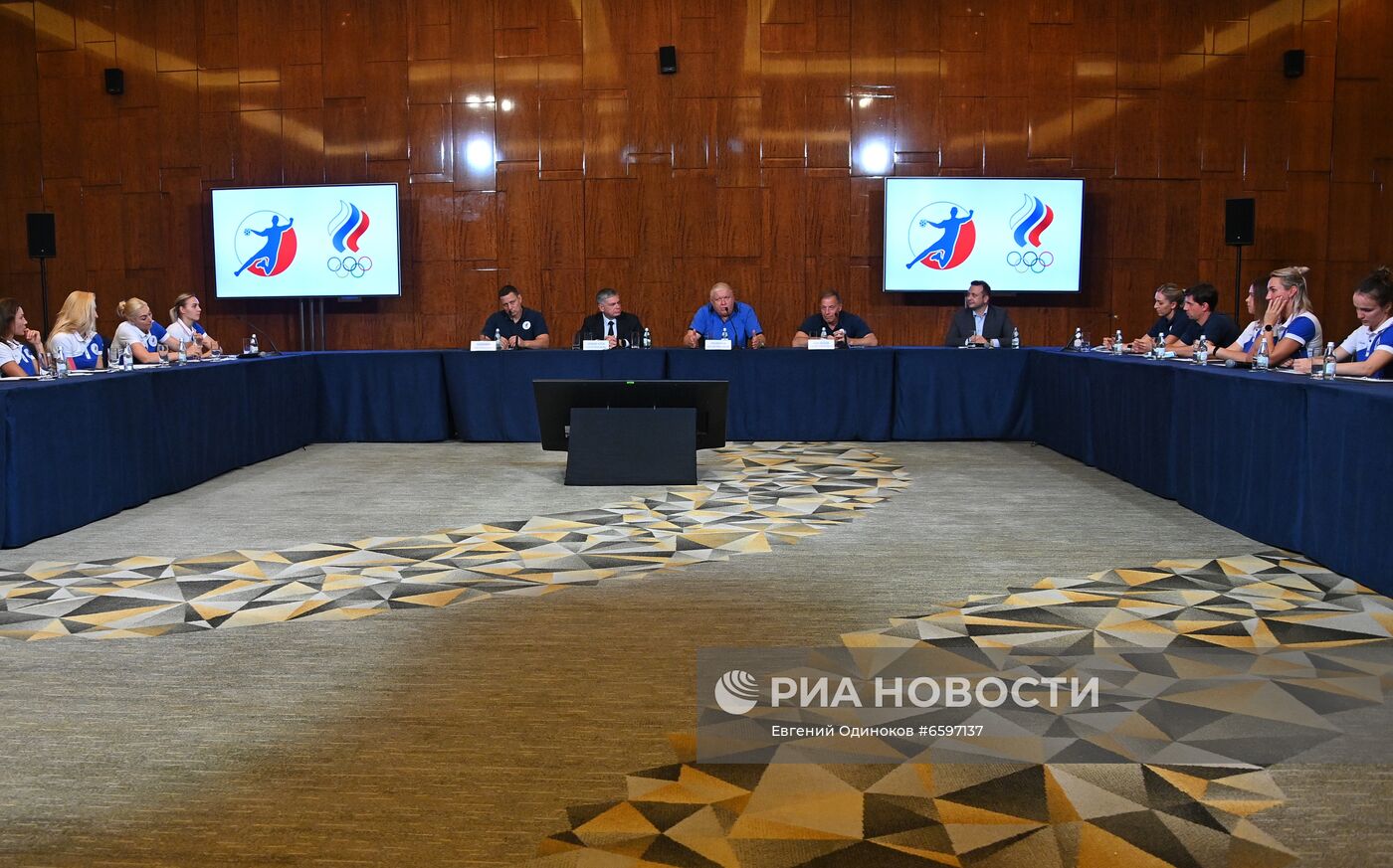 П/к женской сборной России по гандболу, посвященная участию на Олимпиаде-2020