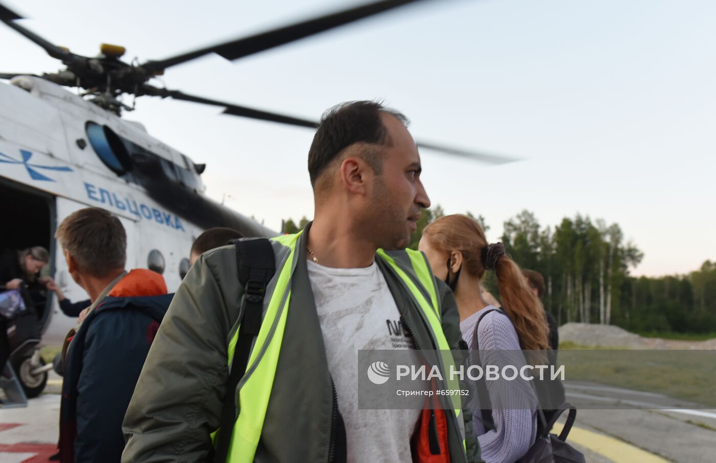 Прибытие в Томск пассажиров АН-28 после жесткой посадки