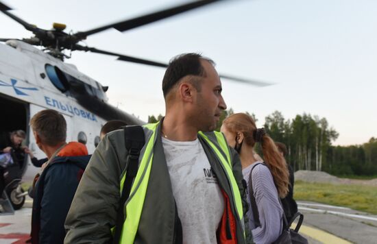 Прибытие в Томск пассажиров АН-28 после жесткой посадки