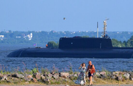 Подводные лодки в Кронштадте в преддверии Дня ВМФ