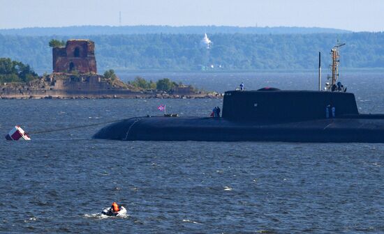 Подводные лодки в Кронштадте в преддверии Дня ВМФ