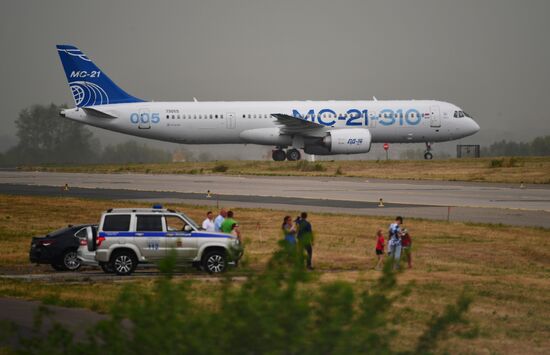 Подготовка к открытию МАКС-2021 