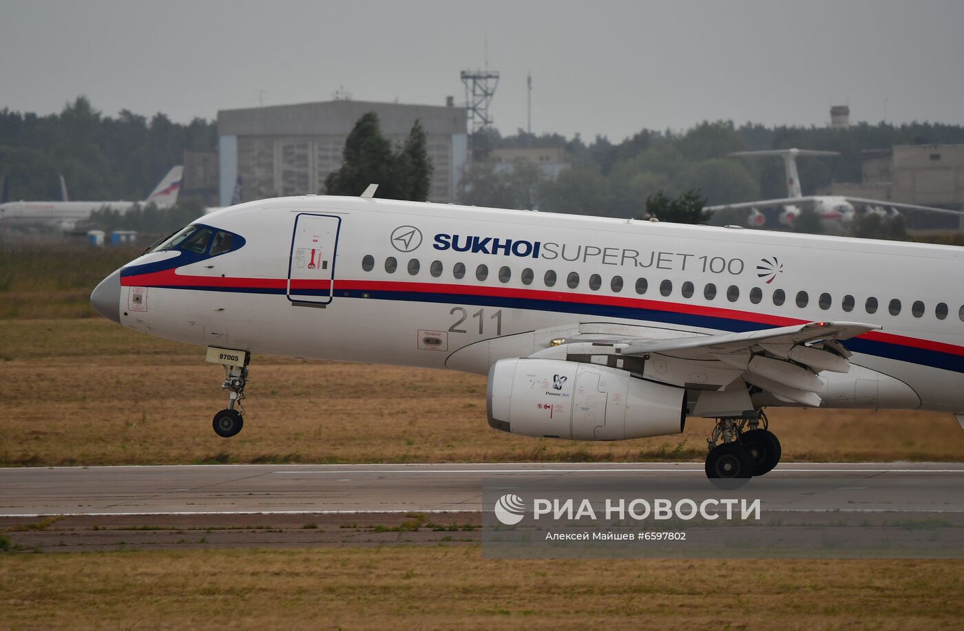 Подготовка к открытию МАКС-2021