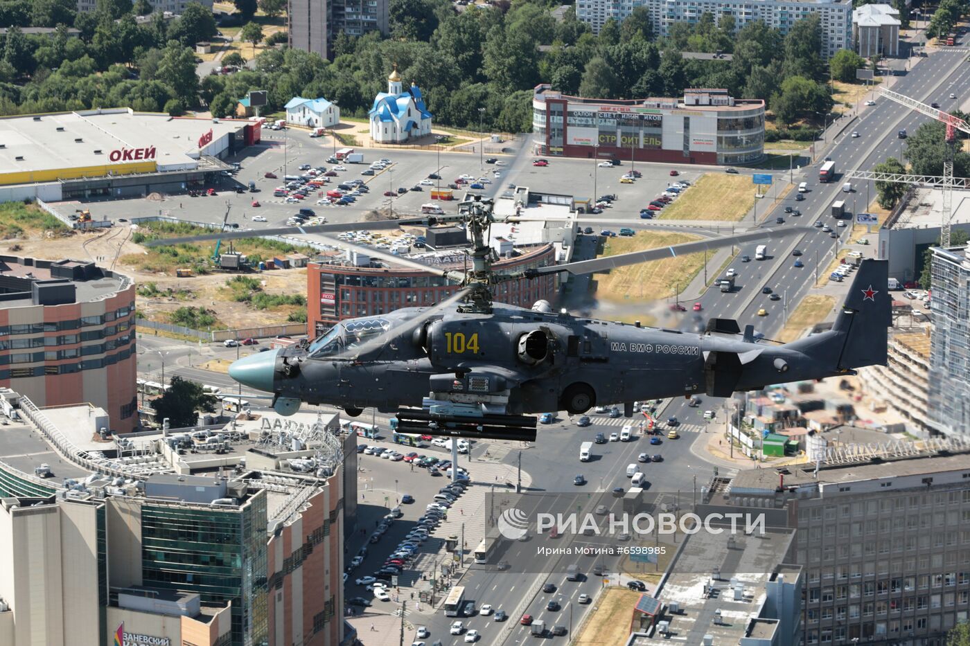 Репетиция парада ко Дню ВМФ в Санкт-Петербурге