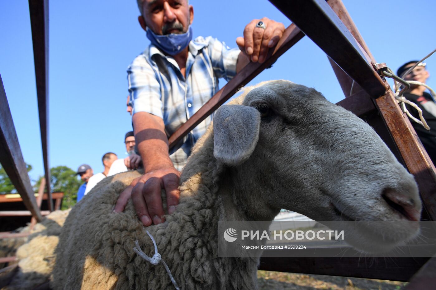 Празднование Курбан-Байрам в регионах России