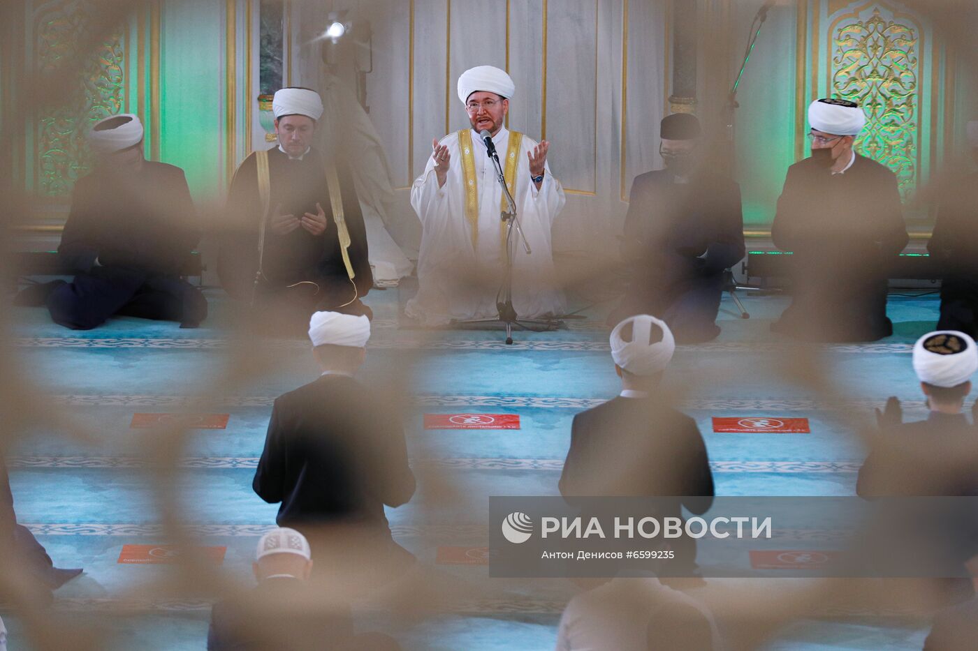 Празднование Курбан-Байрама в Москве