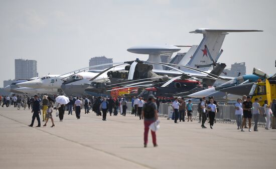 Открытие МАКС-2021 