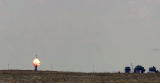 Новейшая ЗРС С-500 провела испытательные стрельбы на полигоне "Капустин Яр"
