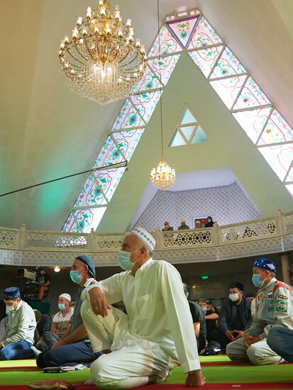 Празднование Курбан-байрам в регионах России