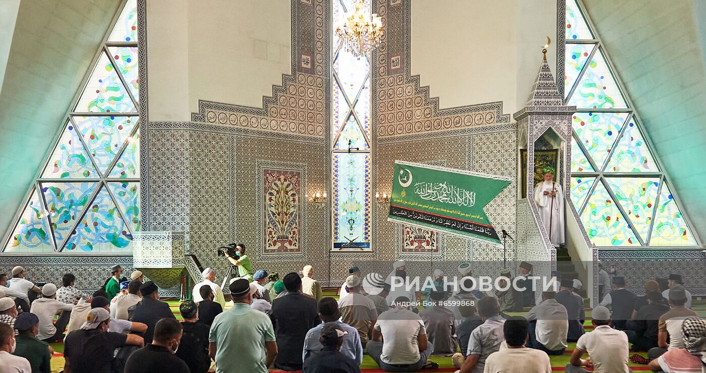 Празднование Курбан-байрам в регионах России