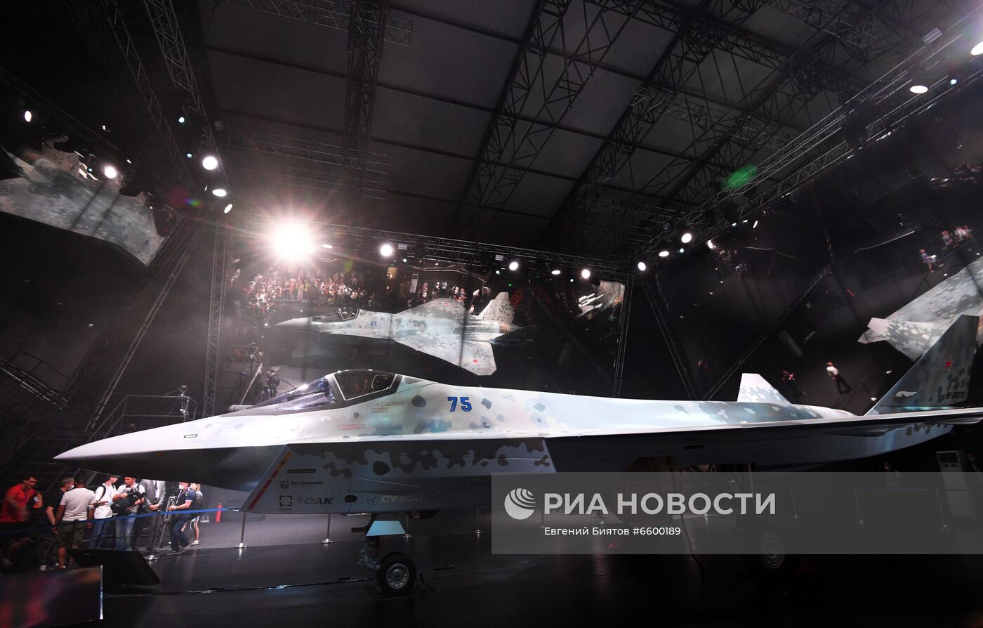 Презентация нового военного самолета Checkmate