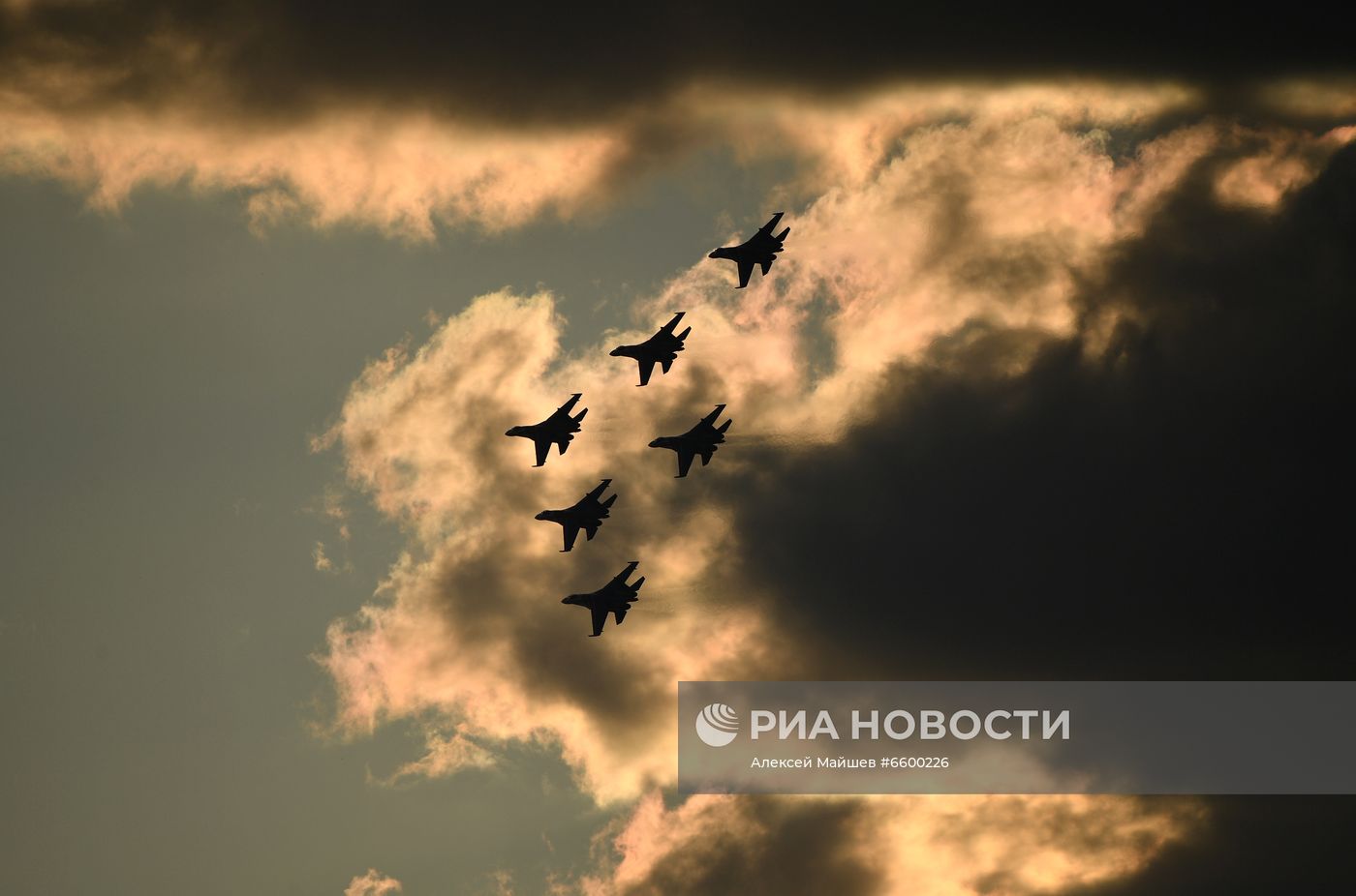 Летная программа в рамках МАКС-2021