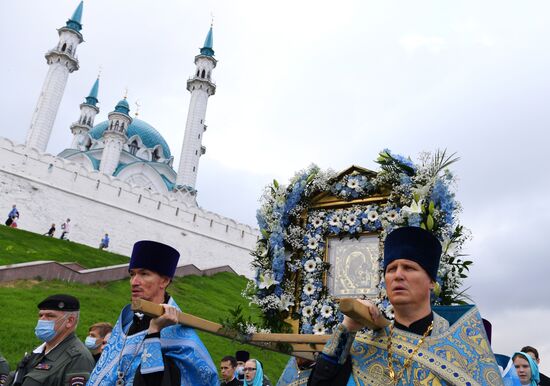 Празднование Дня Казанской иконы Божией Матери в Казани
