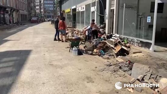 В бельгийском Вервье устраняют последствия наводнения