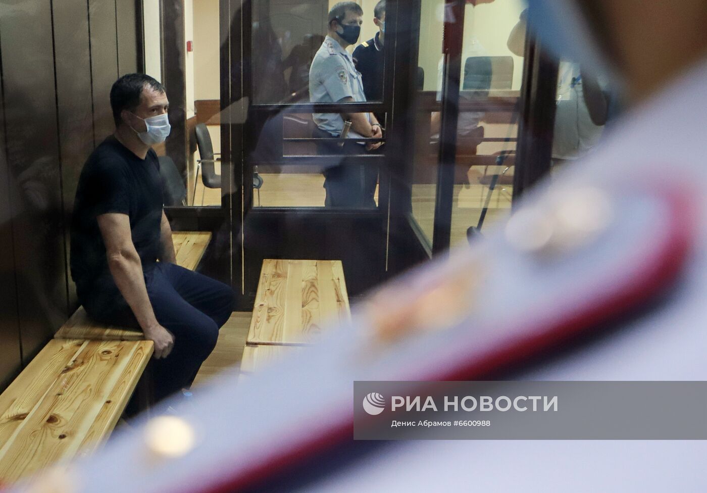 Избрание меры пресечения начальнику ГИБДД Ставрополья А. Сафонову