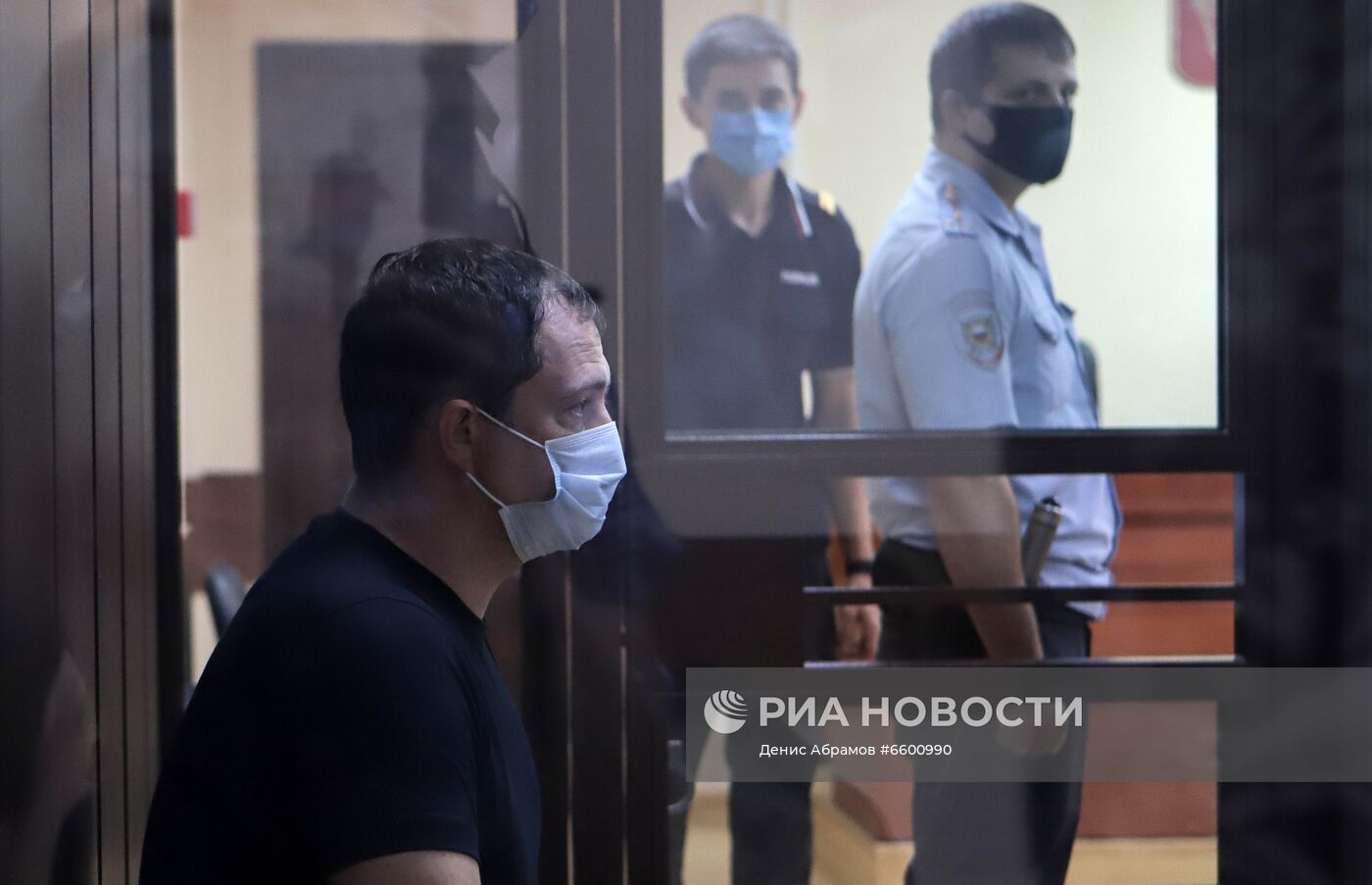 Избрание меры пресечения начальнику ГИБДД Ставрополья А. Сафонову