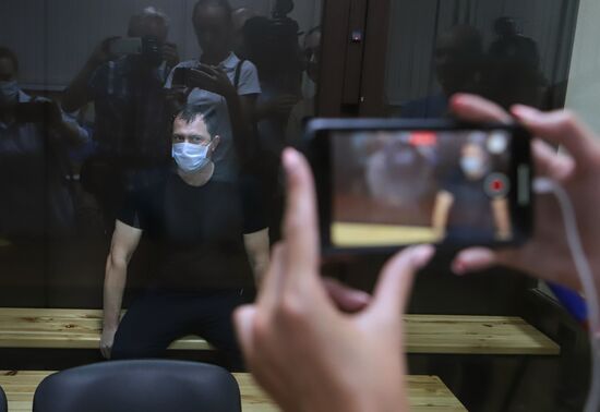 Избрание меры пресечения начальнику ГИБДД Ставрополья А. Сафонову