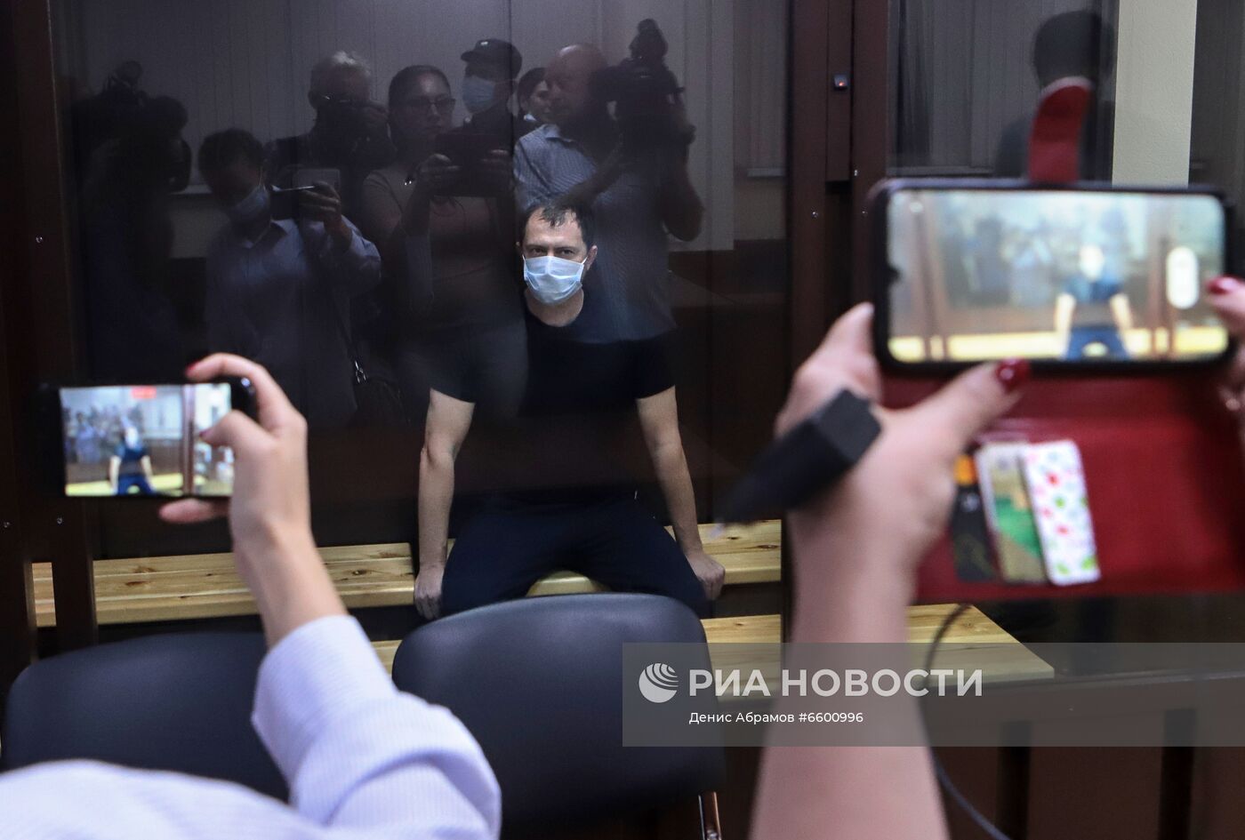 Избрание меры пресечения начальнику ГИБДД Ставрополья А. Сафонову