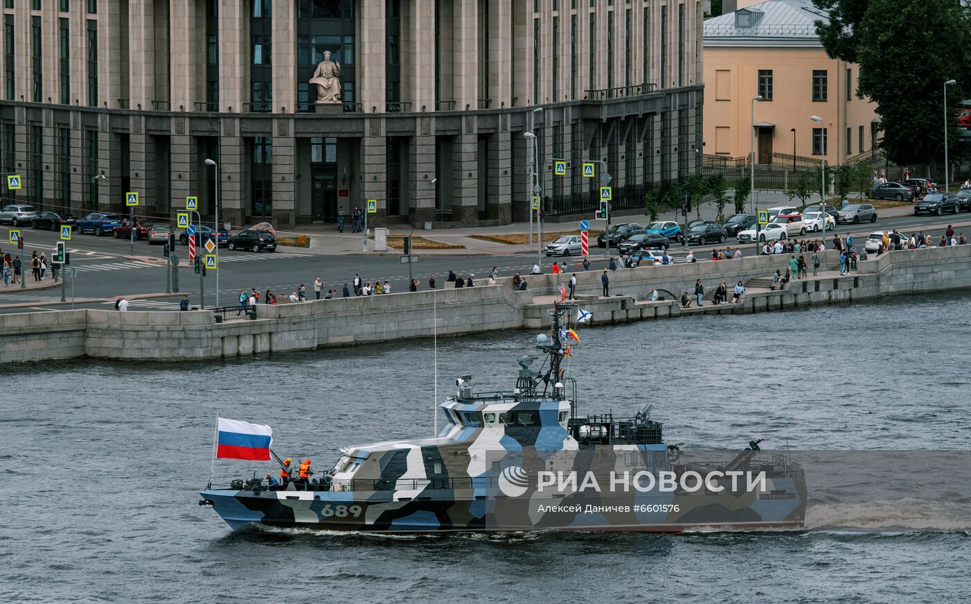 Генеральная репетиция парада ко Дню ВМФ в Санкт-Петербурге