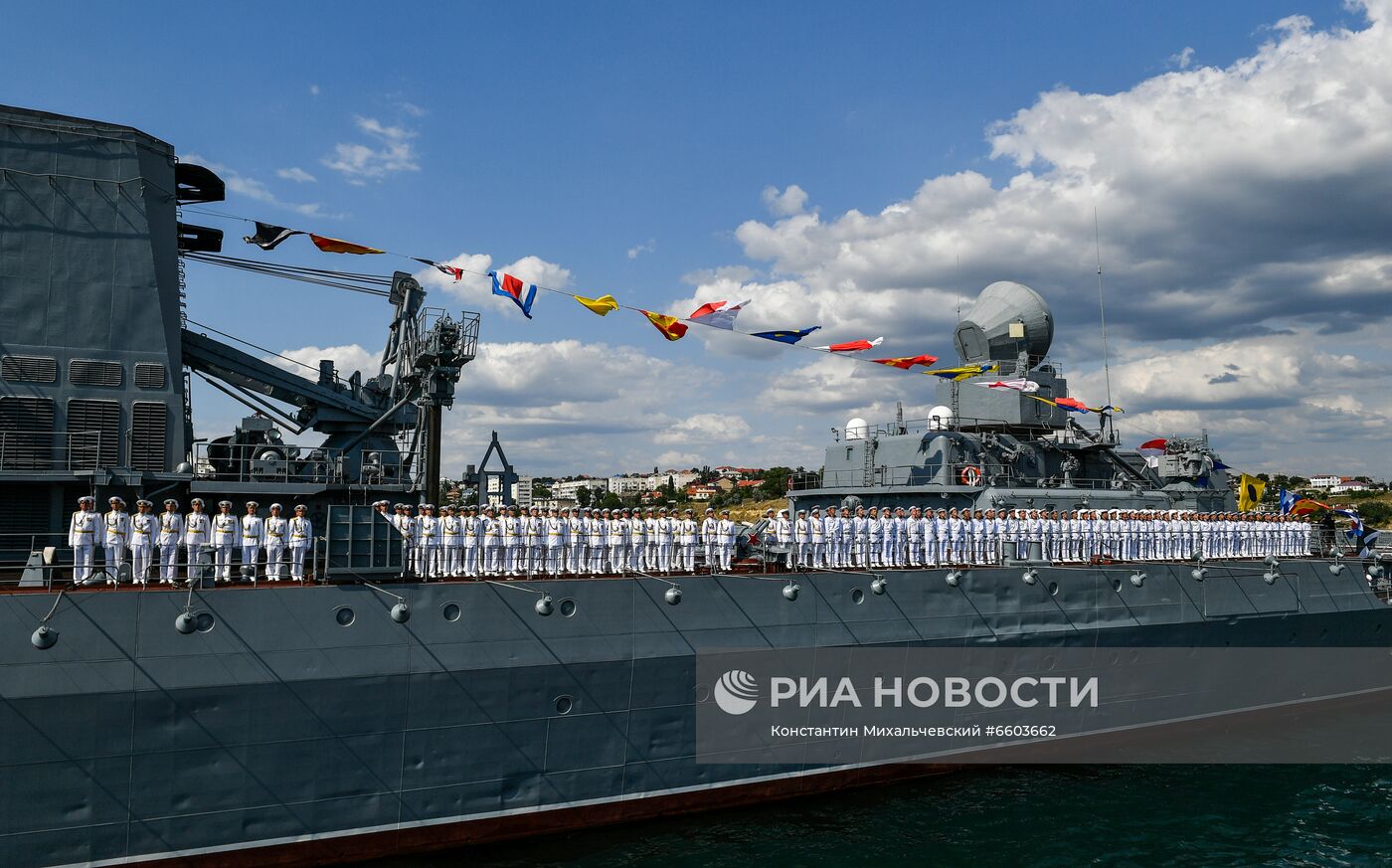 Репетиция парада ВМФ в Севастополе