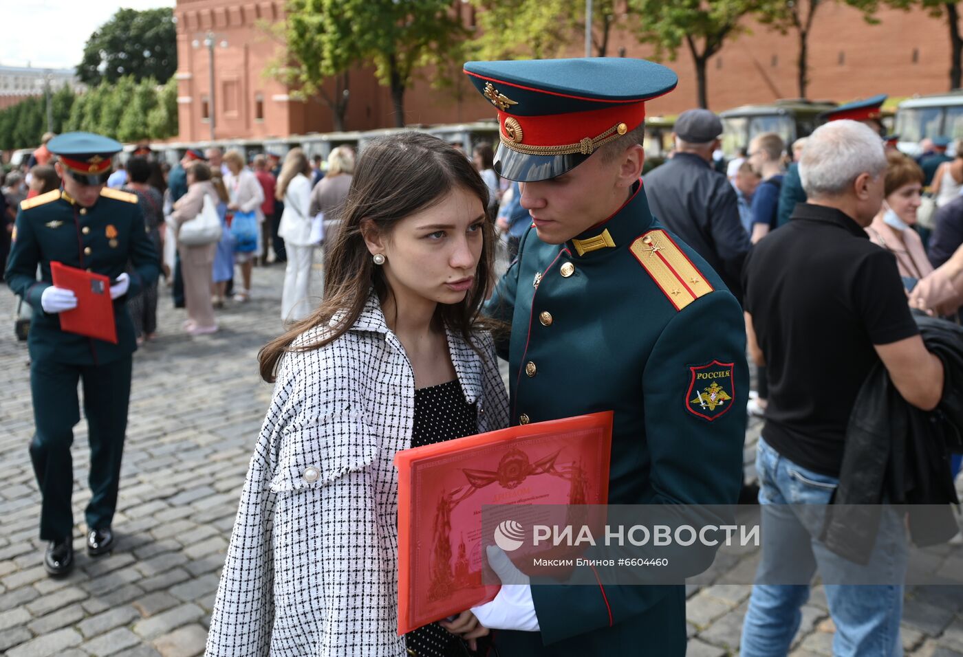 Выпуск офицеров Московского высшего общевойскового командного училища