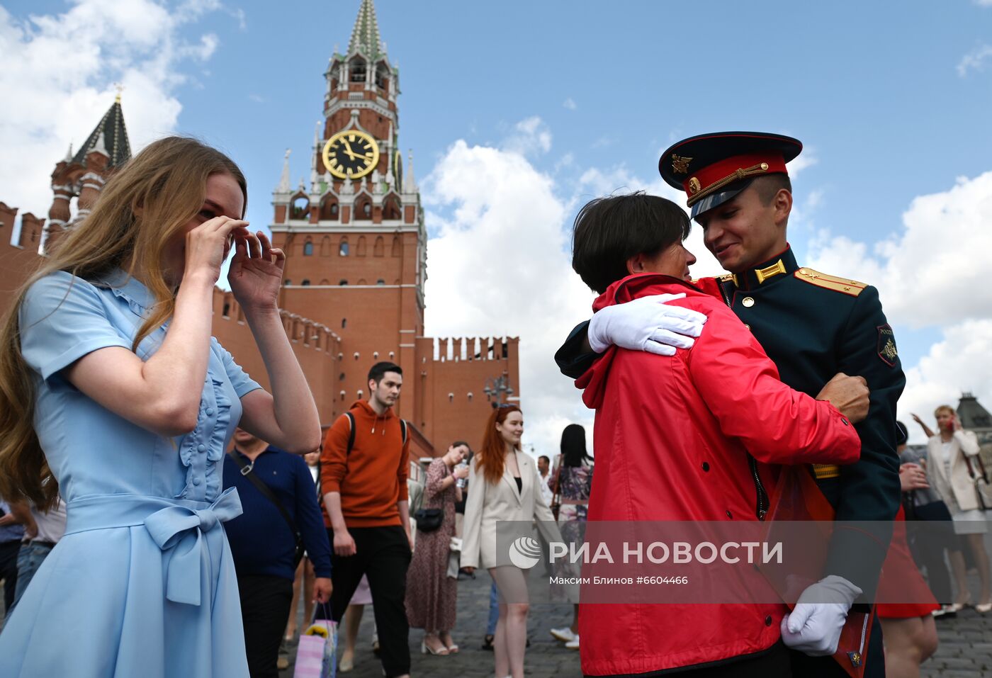 Выпуск офицеров Московского высшего общевойскового командного училища