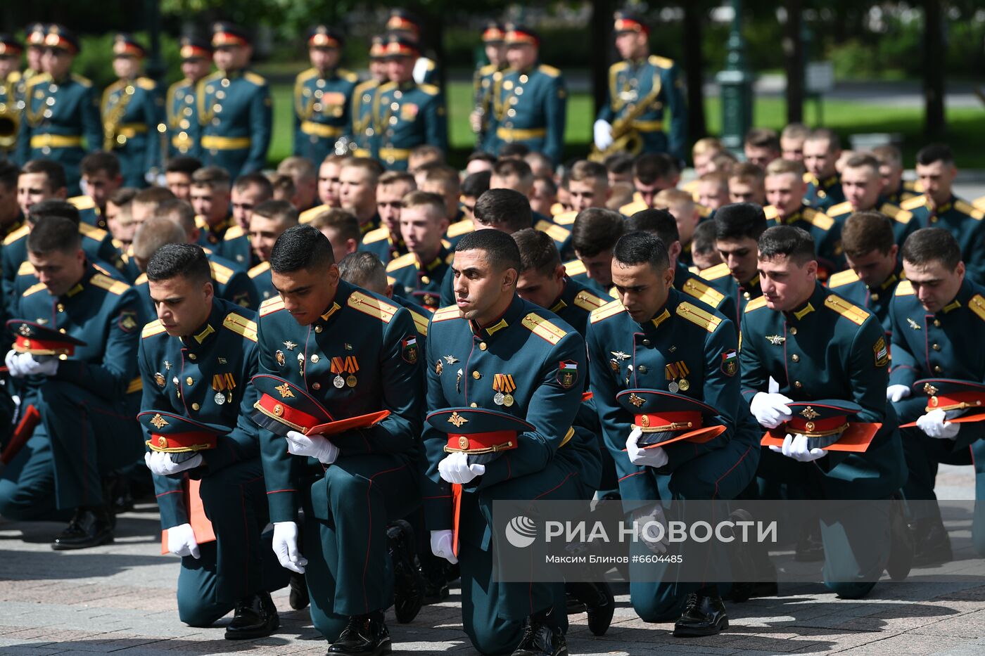 Выпуск офицеров Московского высшего общевойскового командного училища