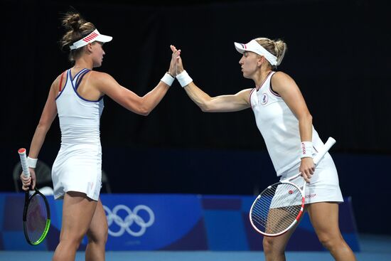 Олимпиада-2020. Теннис. Женщины. Кудерметова/Веснина - Зигемунд/Фридзам 