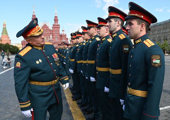 Выпуск офицеров Московского высшего общевойскового командного училища
