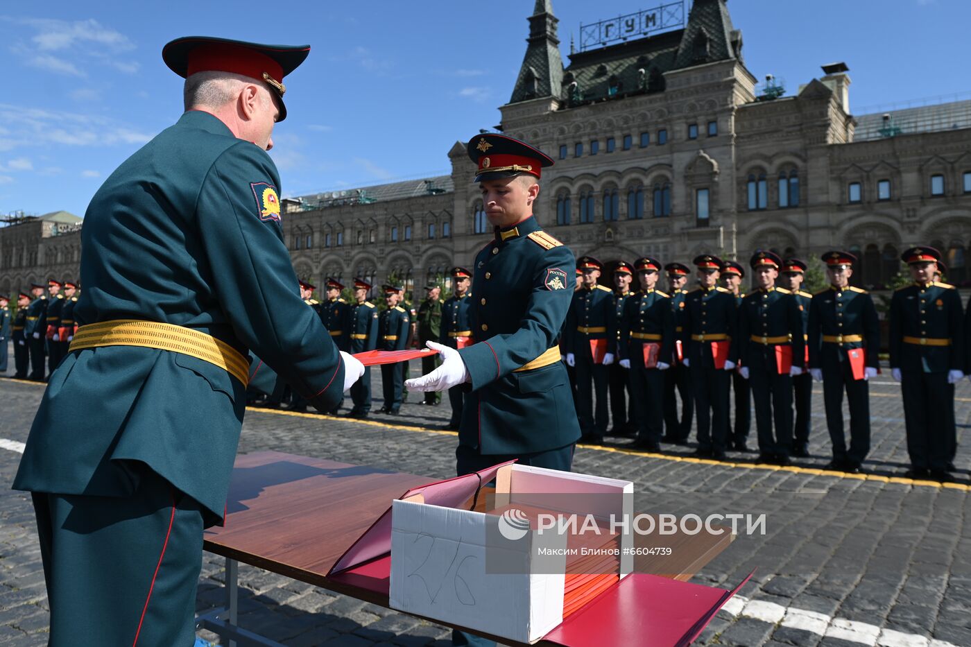 Выпуск офицеров Московского высшего общевойскового командного училища