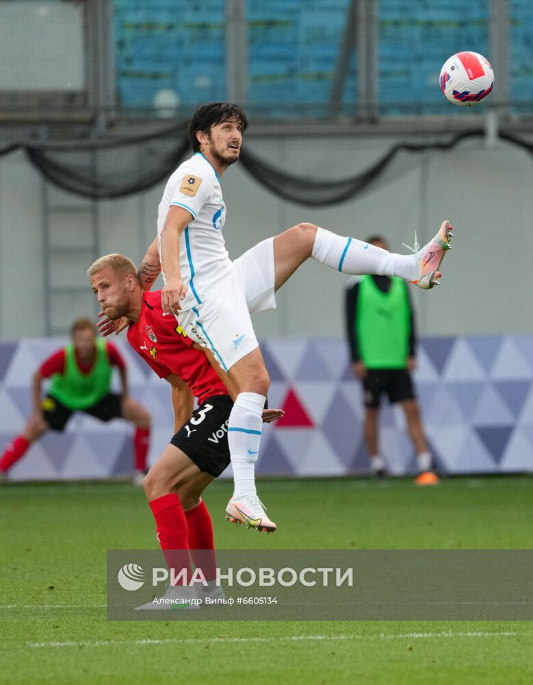 Футбол. РПЛ. Матч "Химки" - "Зенит"