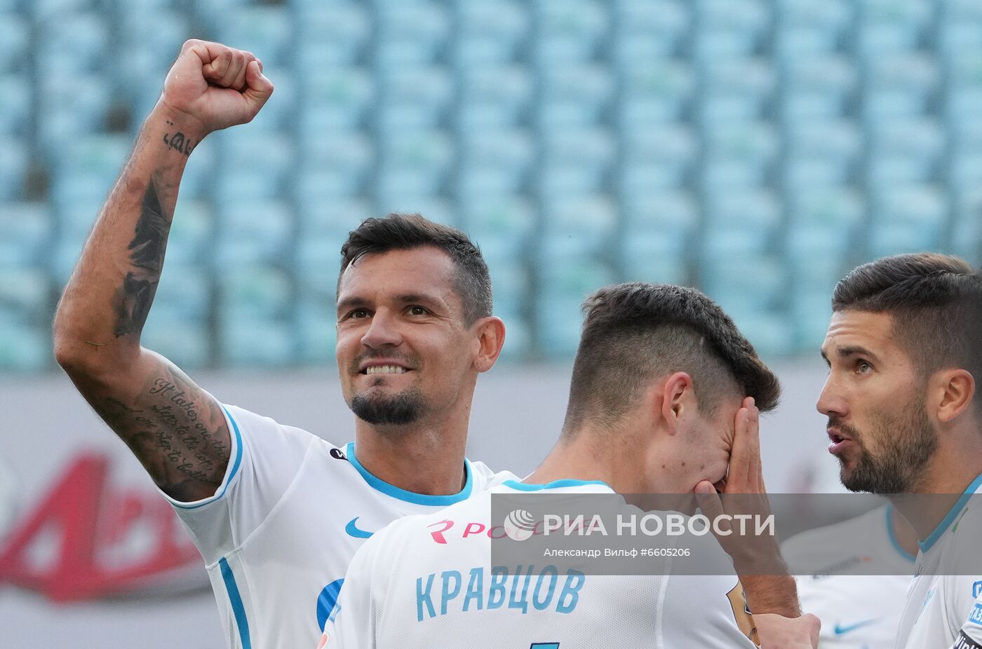 Футбол. РПЛ. Матч "Химки" - "Зенит"