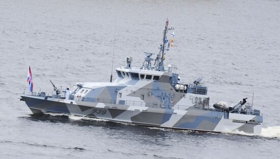 Празднование Дня ВМФ в Санкт-Петербурге