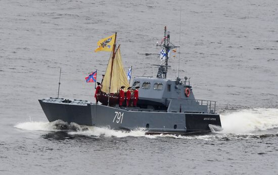 Празднование Дня ВМФ в Санкт-Петербурге