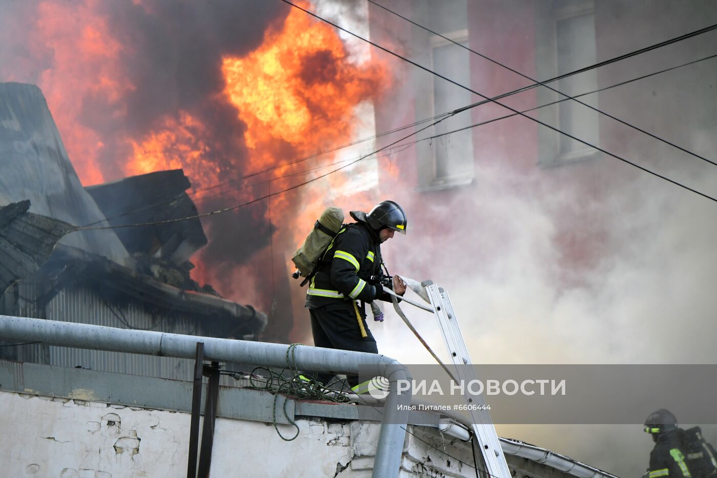 Пожар в доме на Лиговском проспекте