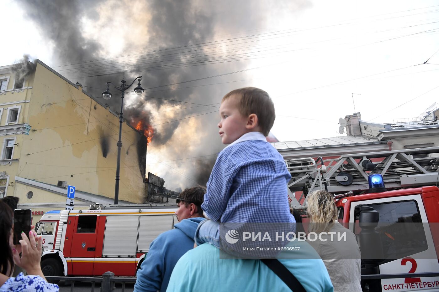 Пожар в доме на Лиговском проспекте