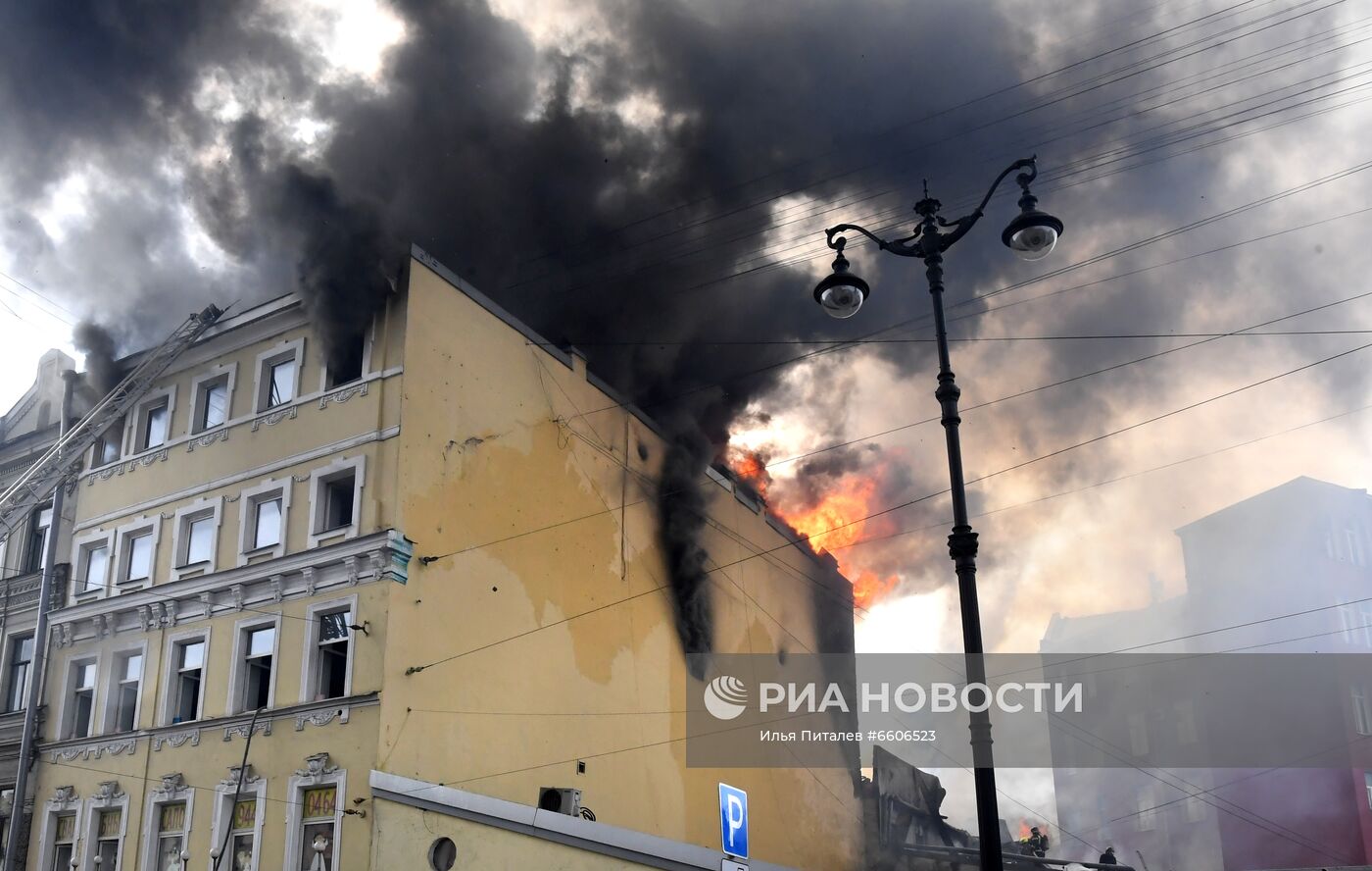 Пожар в доме на Лиговском проспекте