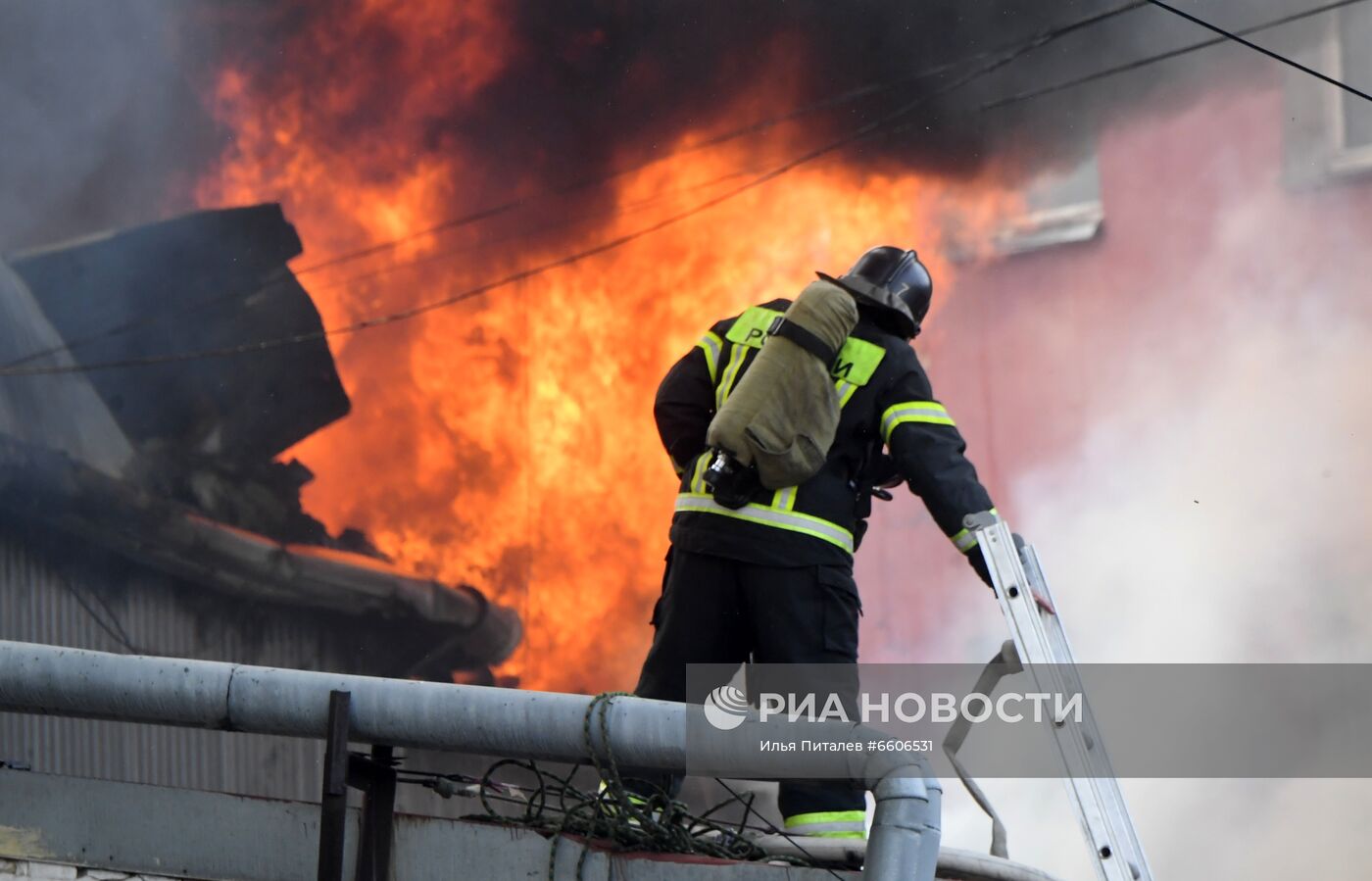 Пожар в доме на Лиговском проспекте