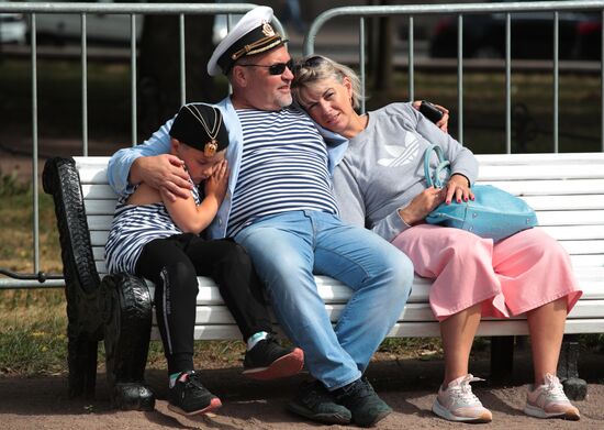 Празднование Дня ВМФ в Санкт-Петербурге