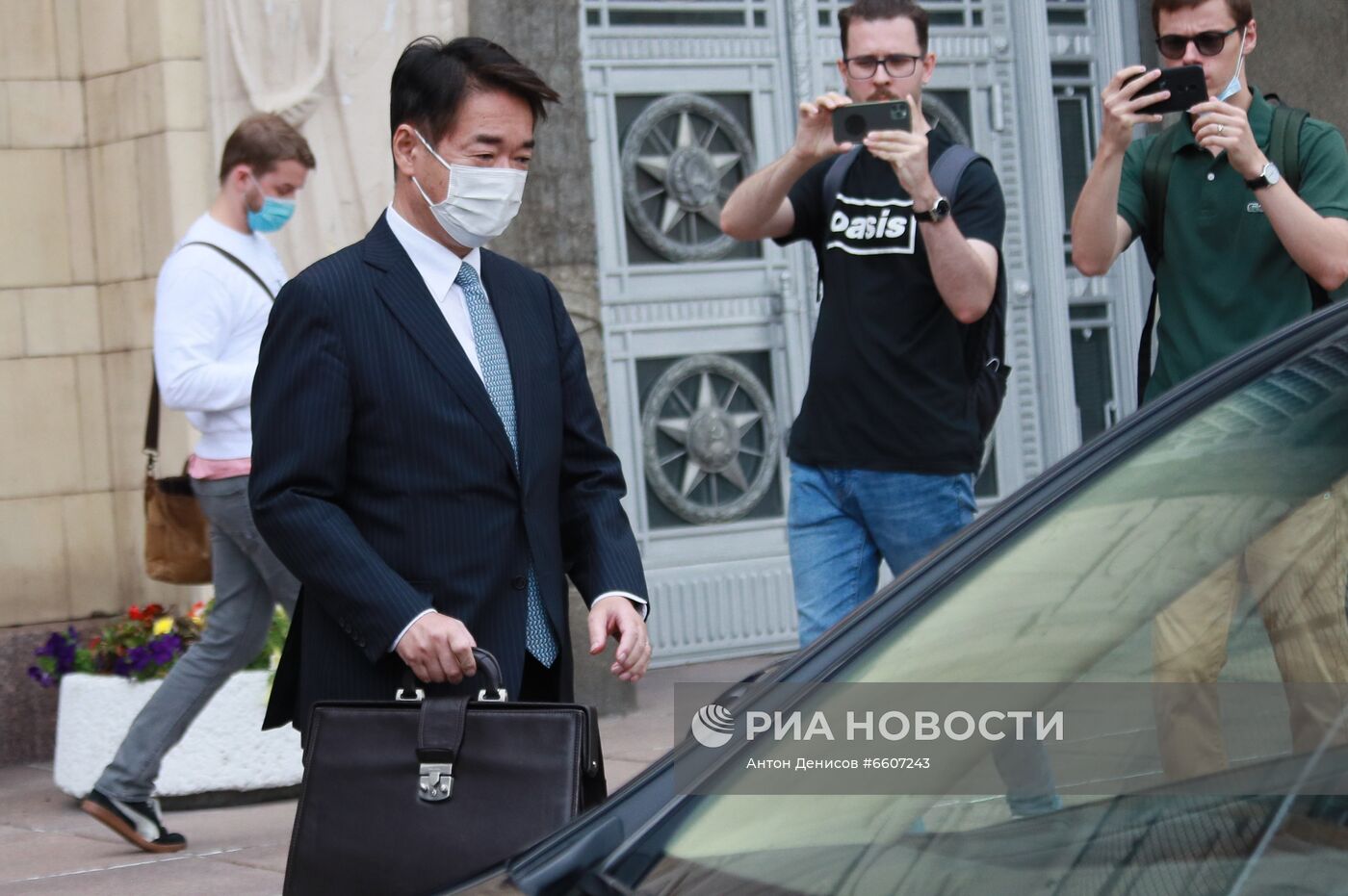 Посол Японии в РФ вызван в МИД России