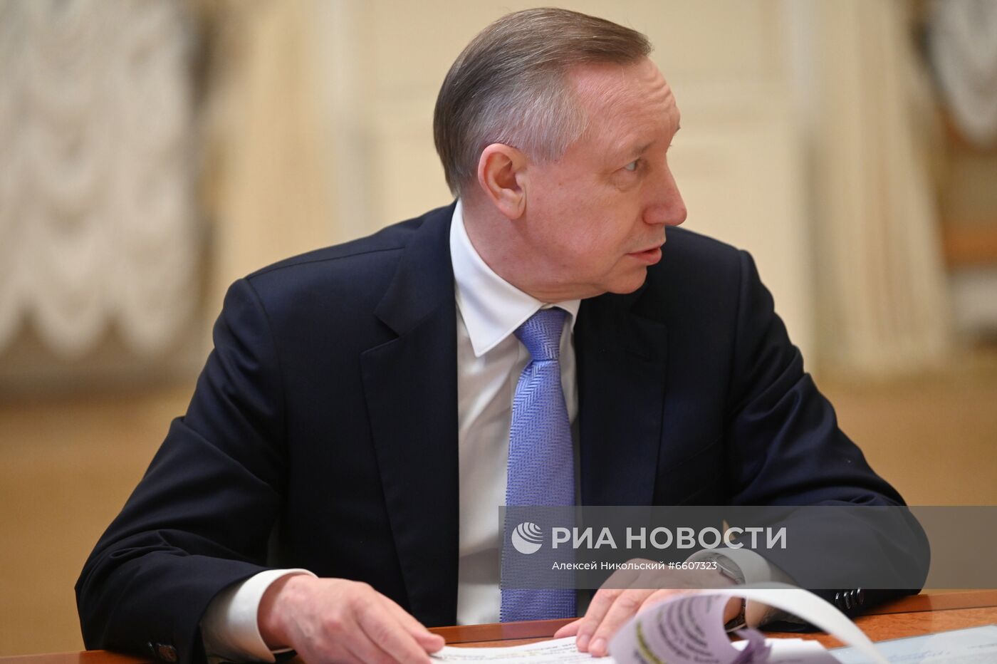 Президент РФ В. Путин провел совещание о развитии Санкт-Петербургского транспортного узла