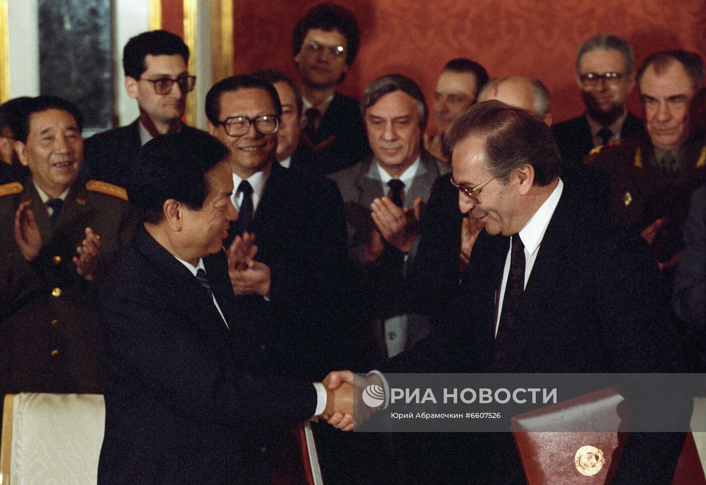 Визит Цзян Цзэминя в СССР