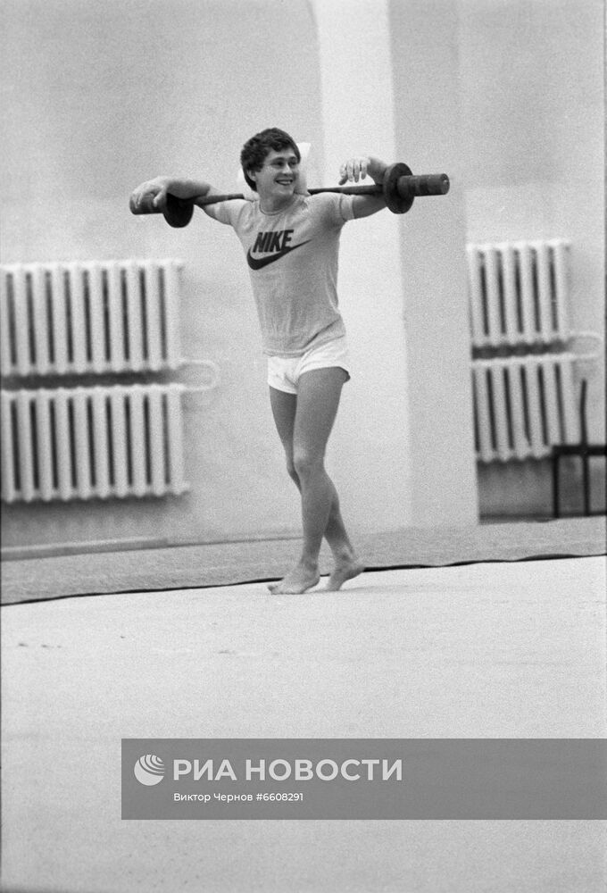 Абсолютный чемпион мира по спортивной гимнастике Юрий Королев