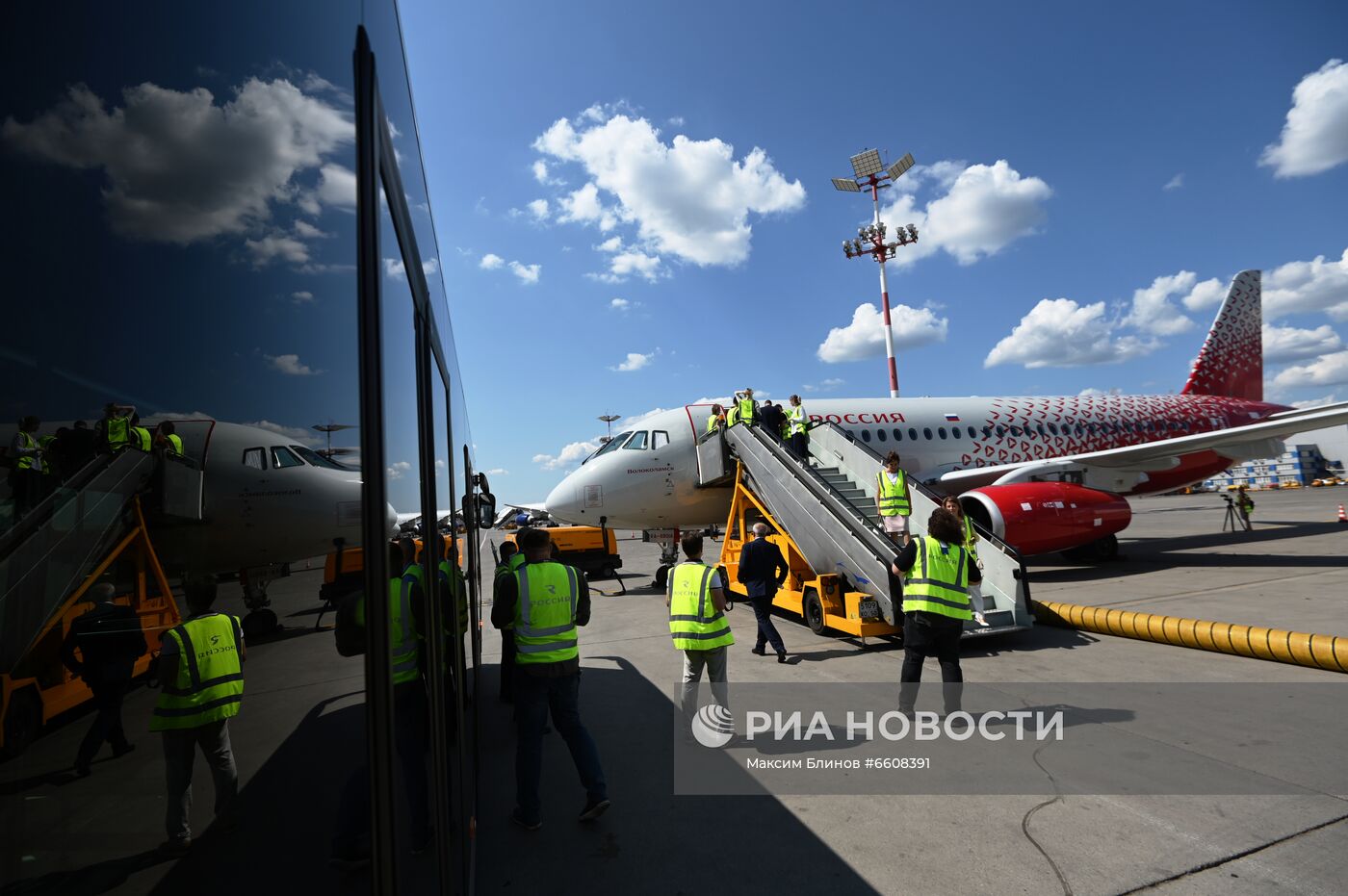 Презентация воздушного судна Superjet 100 "Волоколамск"