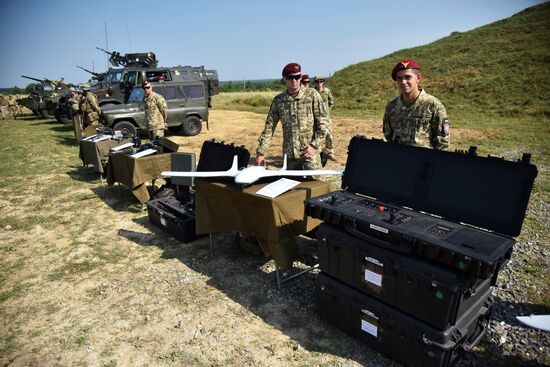 Совместные учения стран НАТО и Украины "Три меча-2021"