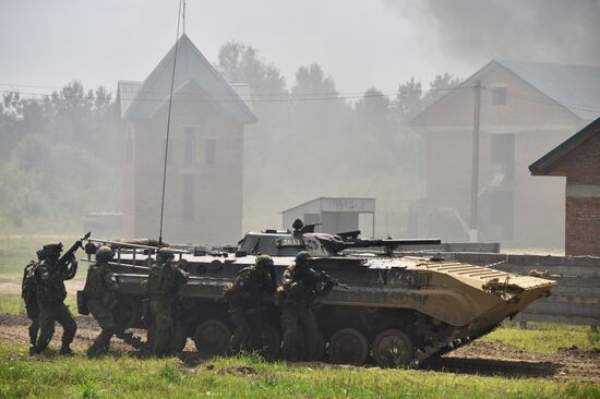 Совместные учения стран НАТО и Украины "Три меча-2021"