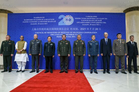 Совещание министров обороны стран ШОС в Душанбе