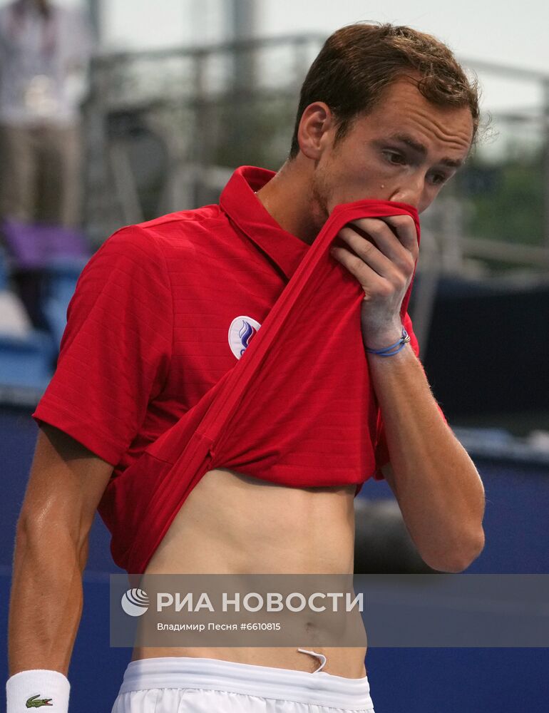 Олимпиада-2020. Теннис. Мужчины. П. Карреньо-Буста - Д. Медведев