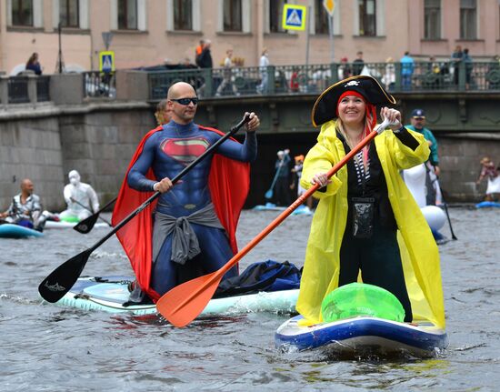 Фестиваль "Фонтанка-SUP" в Санкт-Петербурге